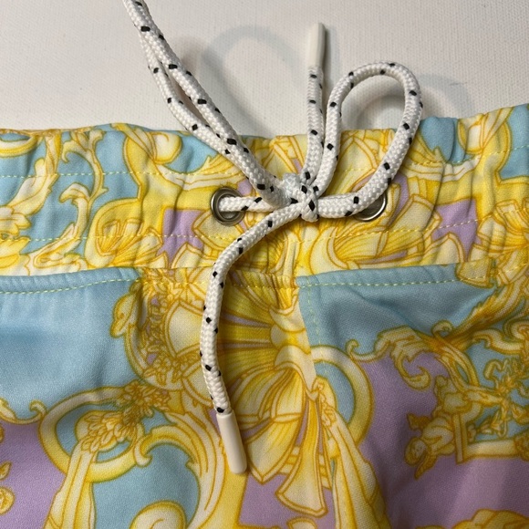 NWT Men's Pastel Baroque Print Board Shorts Size Medium (Z) - Picture 2 of 7